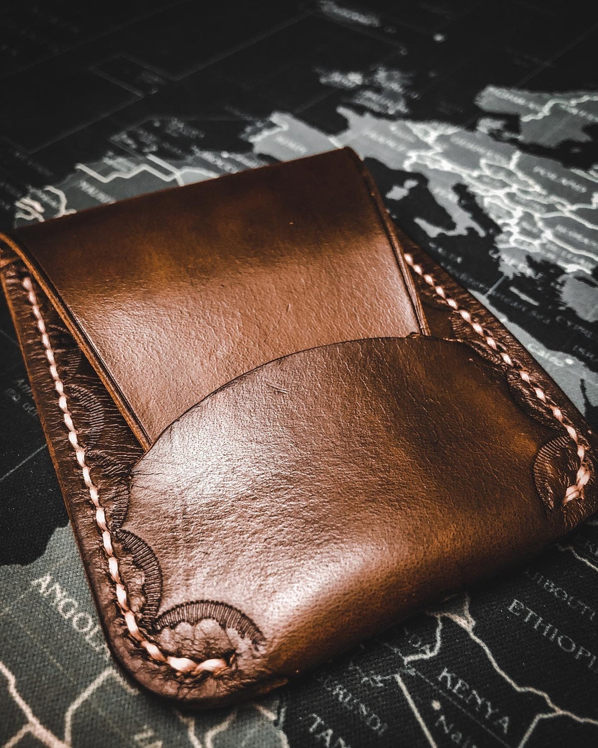 Minimalist leather EDC wallet, card holder for men, slim wallet, men's wallet, women's wallet, perfect gift