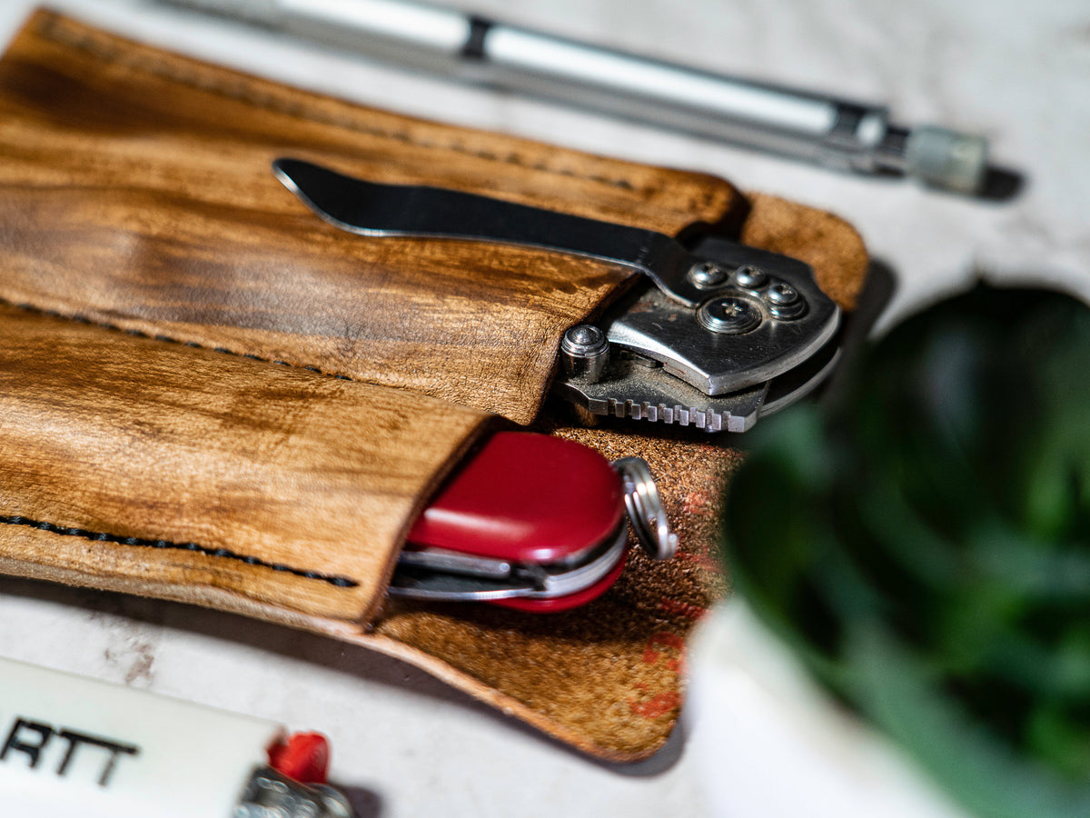 Handmade Full Grain Leather EDC Pocket Organizer – Multi-tool Pouch