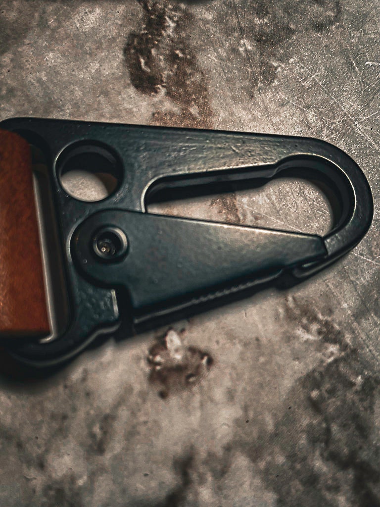 Leather Key tag | Handmade | Minimalist Key Fob |EDC Keychain | Keychain Clip | Leather Keyring| Groomsman gift