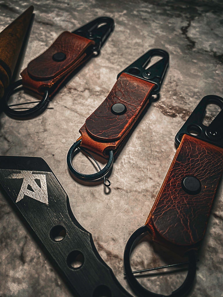 Leather Key tag | Handmade | Minimalist Key Fob |EDC Keychain | Keychain Clip | Leather Keyring| Groomsman gift