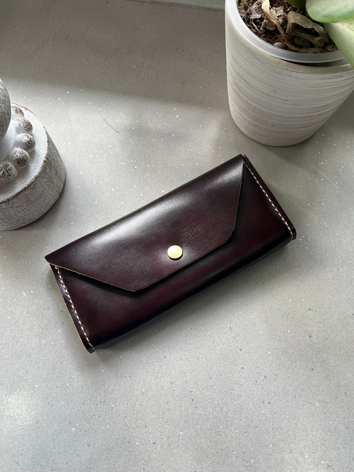 Handmade Leather Clutch Bag – Mottled Wine Full Grain Leather | Elegant Evening Bag | Artisan Minimalist Purse for Women