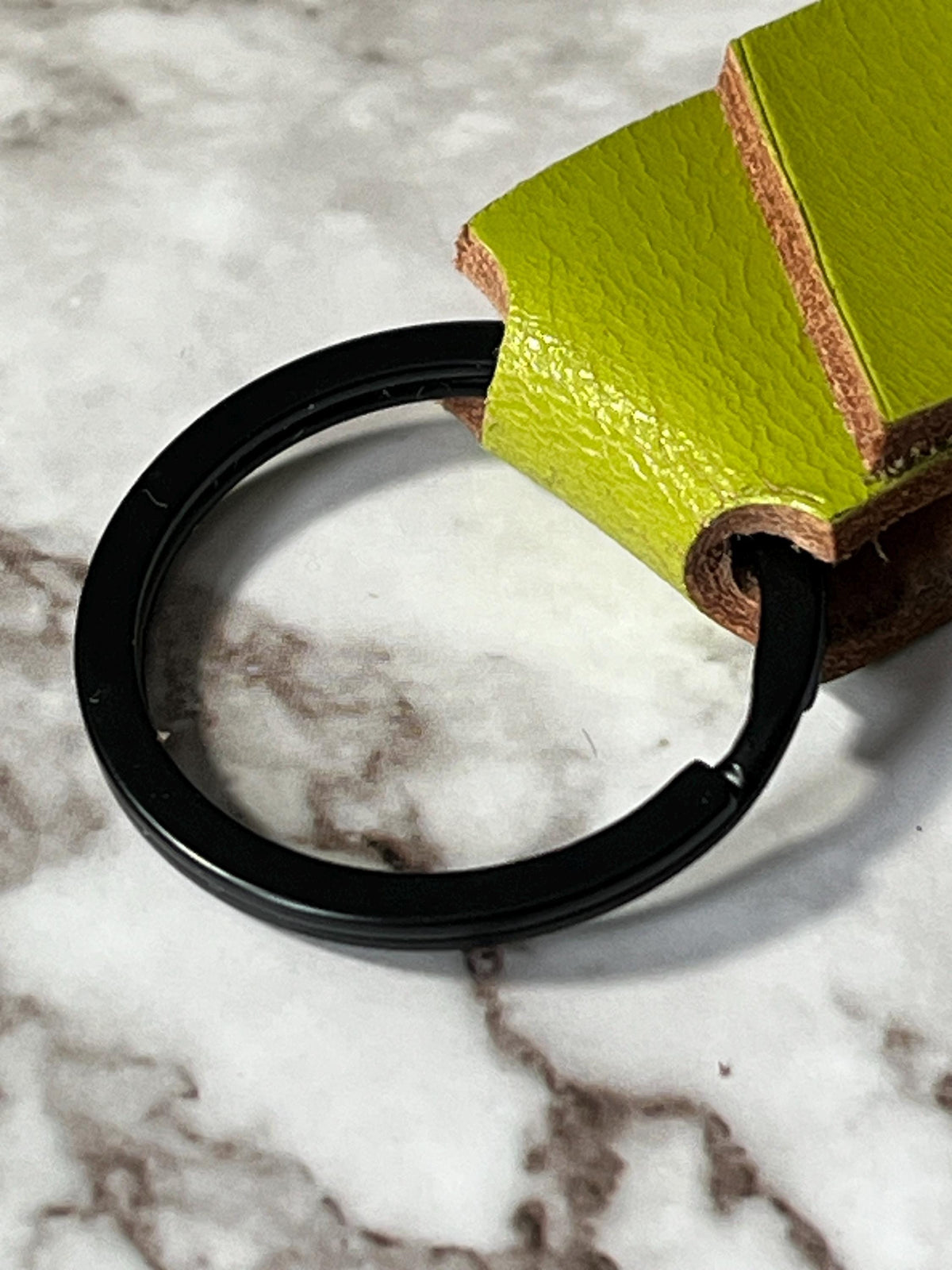 Leather Key tag | Handmade | Minimalist Key Fob |EDC Keychain | Keychain Clip | Leather Keyring| Groomsman gift