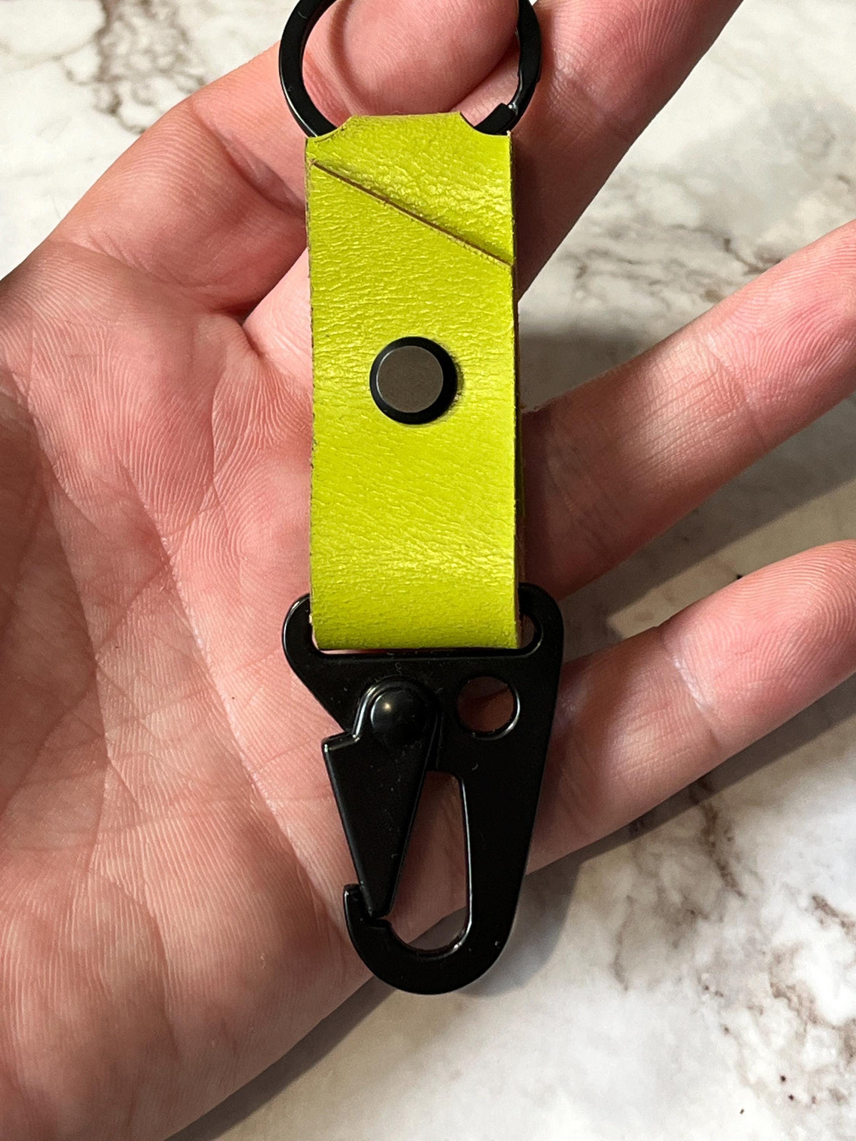 Leather Key tag | Handmade | Minimalist Key Fob |EDC Keychain | Keychain Clip | Leather Keyring| Groomsman gift
