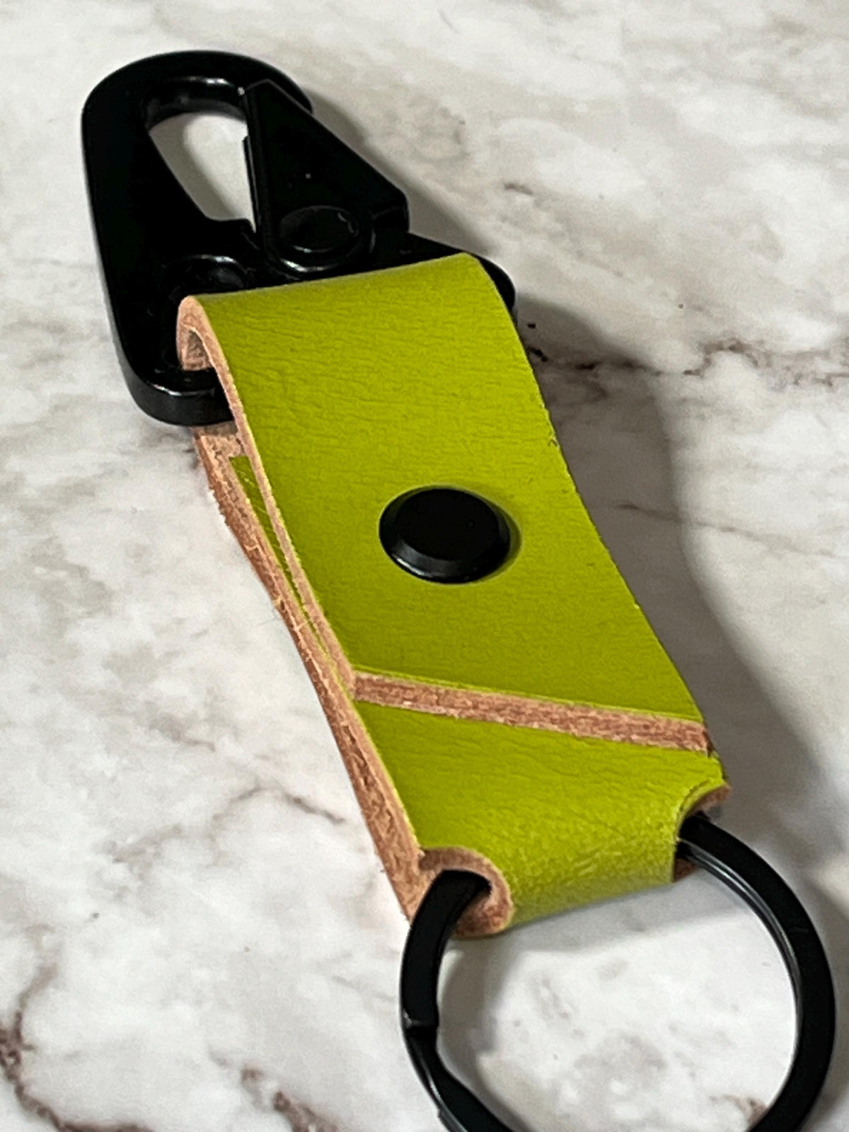Leather Key tag | Handmade | Minimalist Key Fob |EDC Keychain | Keychain Clip | Leather Keyring| Groomsman gift