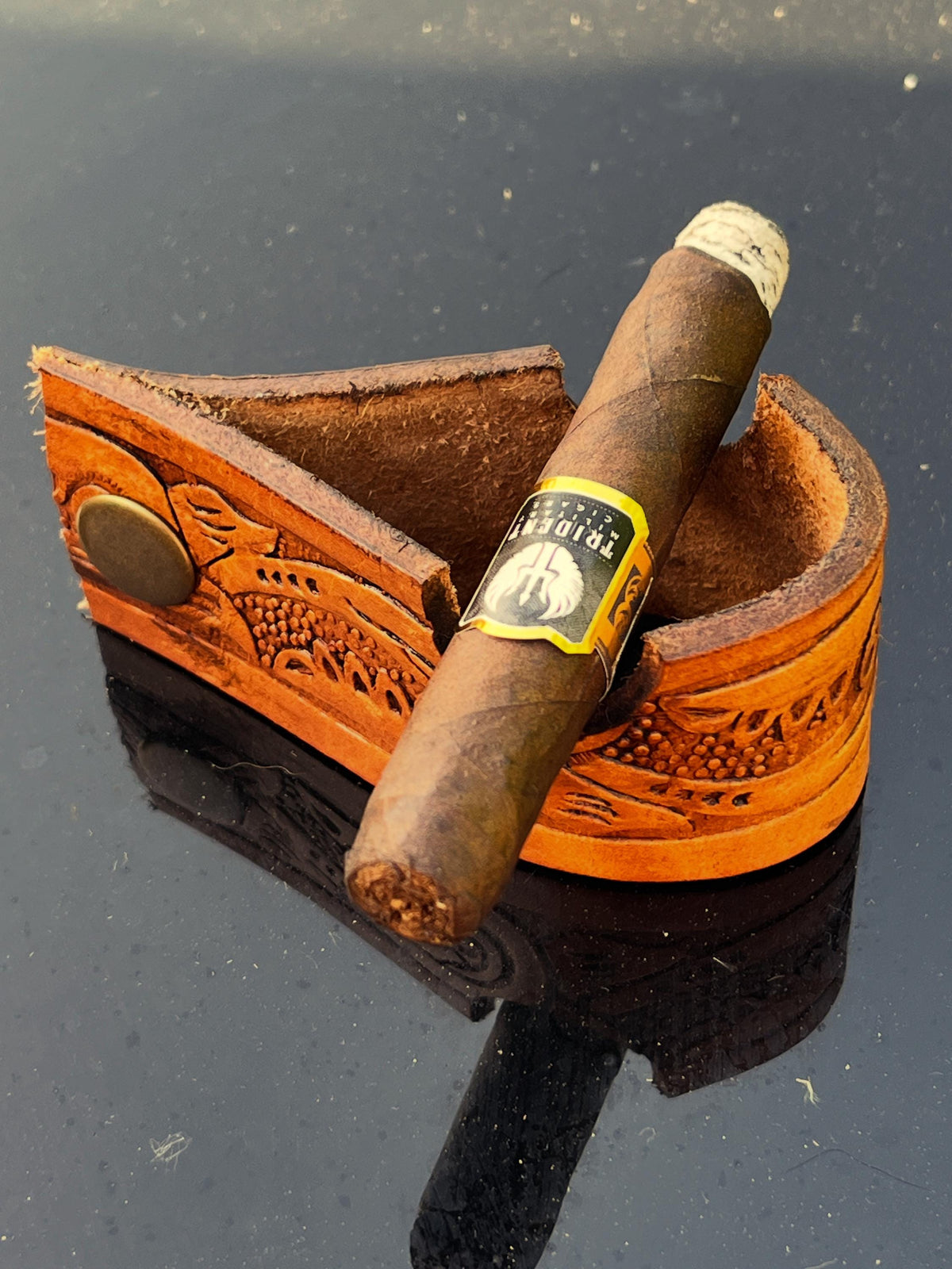 Handmade Leather Cigar Holder Case | Premium Top Grain Veg Tan Leather | Luxury Cigar Travel Holder | Gift for Cigar Lovers